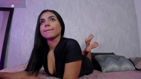 Snapshot of eva_zc chatting on October 27, 2025, 4:00 pm Eva online show from October 27, 2025, 4:00 pm