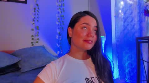 Snapshot of evaa_greey chatting on December 3, 2025, 8:07 pm Eva Grey online show from December 3, 2025, 8:07 pm