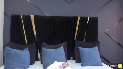 Eva online show from February 6, 2026, 9:29 pm