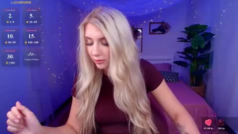 Snapshot of evacadooo chatting on July 5, 2026, 3:02 am Eva online show from July 5, 2026, 3:02 am