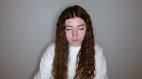 Snapshot of evachaturbatte chatting on April 20, 2026, 5:37 pm Evachaturbatte online show from April 20, 2026, 5:37 pm