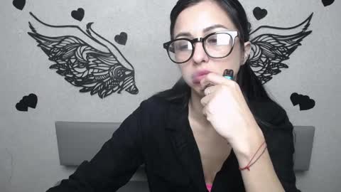 Snapshot of evaclarkk chatting on May 28, 2026, 7:05 am EvaClarkk online show from May 28, 2026, 7:05 am