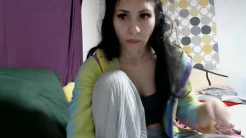 hornycrissyyourlove online show from February 15, 2026, 10:39 pm