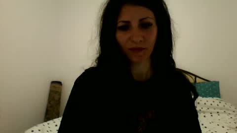 Snapshot of evacrisxxx chatting on May 18, 2026, 12:29 am hornycrissyyourlove online show from May 18, 2026, 12:29 am