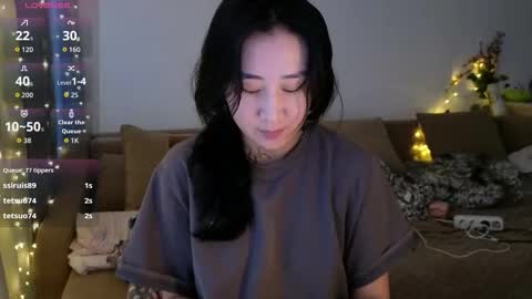 Eva online show from November 23, 2025, 2:22 am