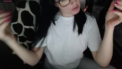 Snapshot of evadream1 chatting on February 23, 2026, 10:40 pm EVADREAM online show from February 23, 2026, 10:40 pm