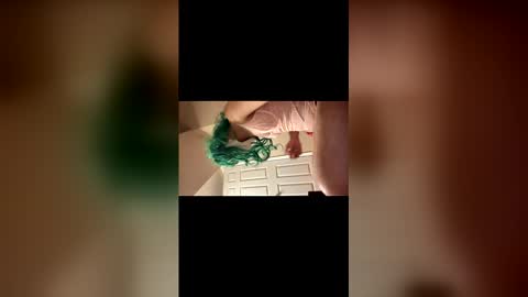 evafoxxxts online show from March 9, 2026, 11:31 pm