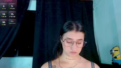 Snapshot of evah_lee chatting on July 13, 2026, 3:42 am Evah Lee online show from July 13, 2026, 3:42 am