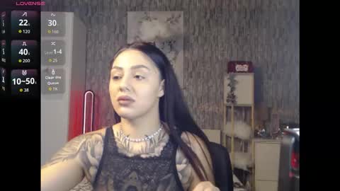 Snapshot of evajosie chatting on November 18, 2025, 7:13 am EvaJosie online show from November 18, 2025, 7:13 am