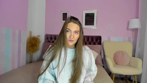 Eva online show from November 12, 2025, 4:02 am