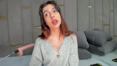 EVA online show from November 15, 2025, 1:29 pm