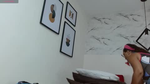 Eva Mills online show from November 15, 2025, 8:27 pm