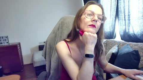 Snapshot of evamoon1 chatting on April 25, 2026, 2:58 pm Eva Moon online show from April 25, 2026, 2:58 pm
