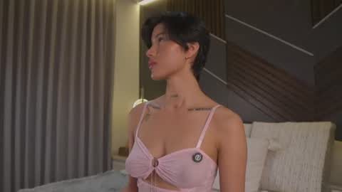 Snapshot of evamorettii chatting on July 24, 2026, 6:17 pm Eva Moretti online show from July 24, 2026, 6:17 pm