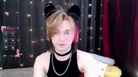 Snapshot of evan_reinhart chatting on November 8, 2025, 12:44 am evan_reinhart online show from November 8, 2025, 12:44 am