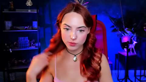 Snapshot of evanellson chatting on June 10, 2026, 12:15 pm Eva online show from June 10, 2026, 12:15 pm