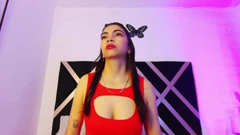 evangelinebonet online show from October 9, 2025, 12:14 pm