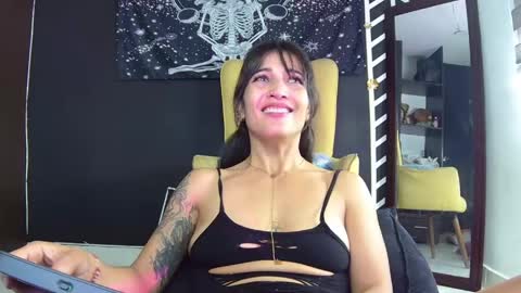  Eva online show from April 15, 2026, 7:58 pm