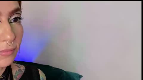 Evangelyne online show from October 30, 2025, 4:08 pm