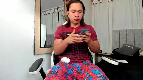 Evan online show from November 7, 2025, 11:43 am