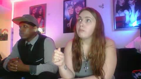 evanschris2048 online show from March 10, 2025, 2:06 am