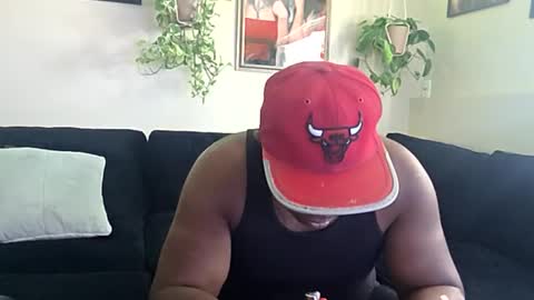 evanschris2048 online show from October 9, 2025, 6:39 pm