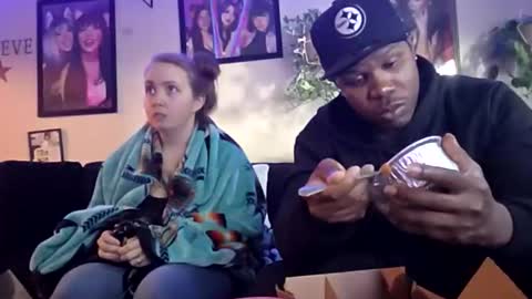 evanschris2048 online show from October 15, 2025, 12:22 am