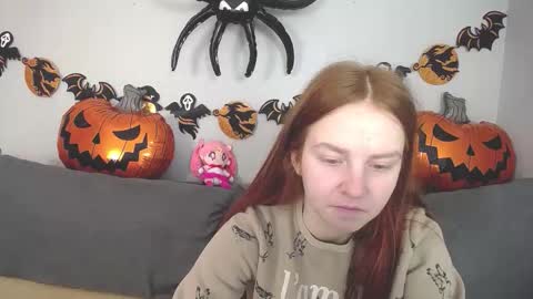 Adelina online show from November 1, 2025, 4:58 am