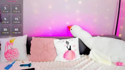 Adelina online show from April 9, 2026, 5:18 am