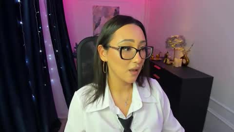 Snapshot of evasarazardje chatting on January 18, 2026, 7:17 pm evasarazardje online show from January 18, 2026, 7:17 pm