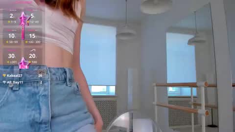 Snapshot of evaselin chatting on September 12, 2025, 5:40 am Eva online show from September 12, 2025, 5:40 am