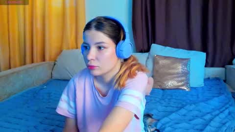 Snapshot of evasunshine18 chatting on November 25, 2025, 9:42 am Eva online show from November 25, 2025, 9:42 am