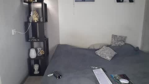 Eva online show from September 16, 2025, 4:02 am