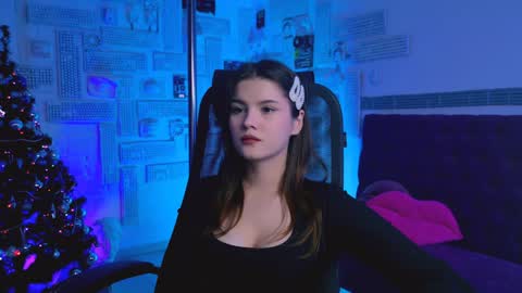 Snapshot of evathopson chatting on December 26, 2024, 3:10 pm Eva next stream - - 1600 UTC2000 online show from December 26, 2024, 3:10 pm