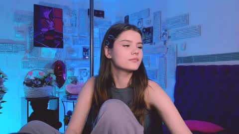 Snapshot of evathopson chatting on February 28, 2025, 5:26 pm Eva next stream - - 1600 UTC2000 online show from February 28, 2025, 5:26 pm