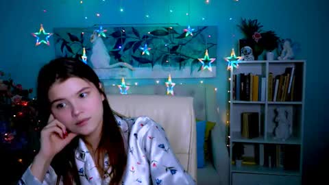 Snapshot of evathopson chatting on March 4, 2025, 11:08 am Eva next stream - - 1600 UTC2000 online show from March 4, 2025, 11:08 am