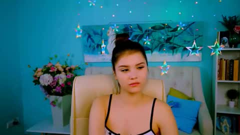 Snapshot of evathopson chatting on December 4, 2025, 12:14 pm Eva next stream - - 1600 UTC2000 online show from December 4, 2025, 12:14 pm