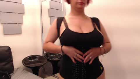 Eva Twiss online show from May 18, 2026, 1:28 pm