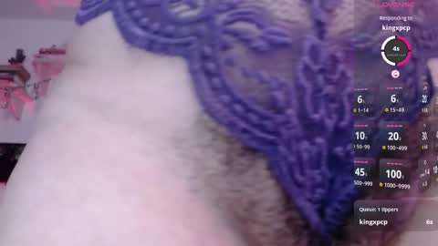 Eve Blue  friends. IG eve blue77 TW EveBlue 1 OF eveblue7 online show from November 20, 2025, 11:04 pm