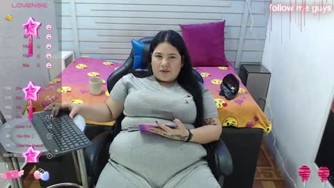 evelin zaens online show from February 4, 2025, 7:51 am