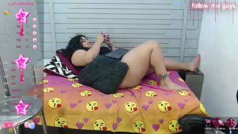 evelin zaens online show from February 15, 2025, 6:02 am