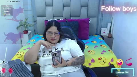 evelin zaens online show from April 10, 2026, 7:02 am