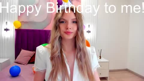 Eveline online show from June 15, 2026, 8:38 am