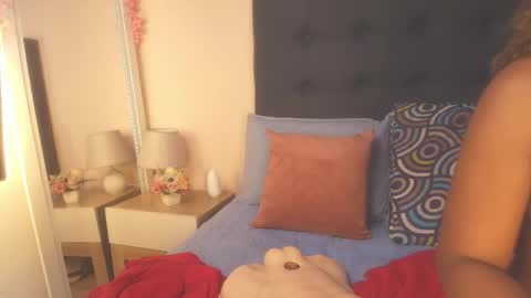 Snapshot of evelonga_707 chatting on May 4, 2026, 6:59 pm DAYANITA online show from May 4, 2026, 6:59 pm