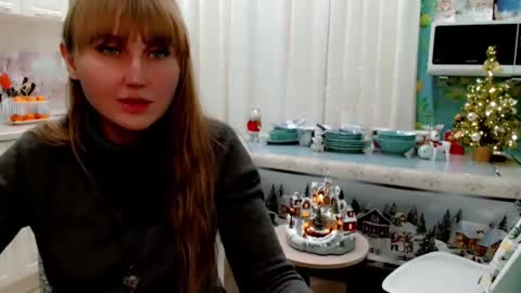 Snapshot of evelove33 chatting on January 9, 2026, 5:26 pm evelove online show from January 9, 2026, 5:26 pm