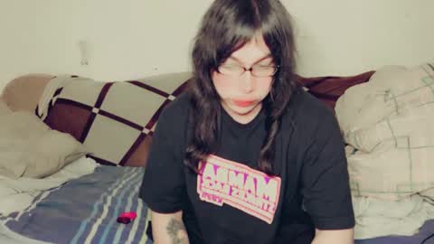 Snapshot of evelyn420521 chatting on January 10, 2025, 7:25 am evelyn420521 online show from January 10, 2025, 7:25 am