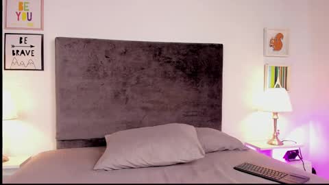 Snapshot of evelyn__ebony chatting on February 12, 2025, 2:54 pm evelyn ebony online show from February 12, 2025, 2:54 pm