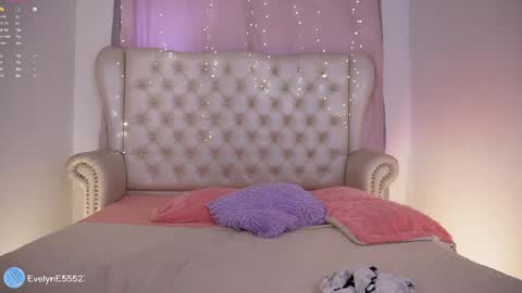 evelyn evelyn online show from May 19, 2026, 3:07 pm