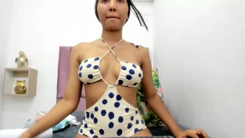 evelyn_morgan1 online show from October 25, 2025, 12:51 am