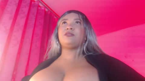 Snapshot of evelyn_sandoval chatting on October 21, 2025, 1:50 am Evelyn Sandoval online show from October 21, 2025, 1:50 am